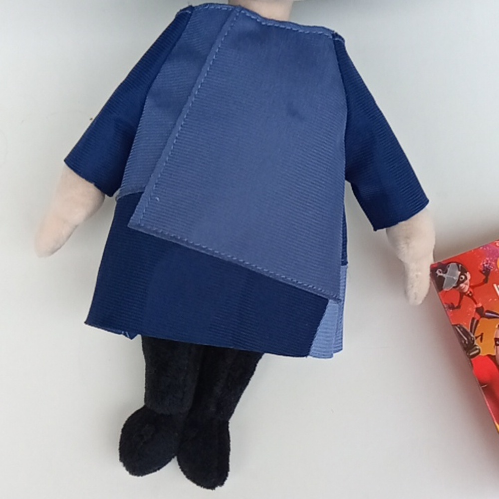 Disney's Incredibles 2 Edna Plush Doll - Picture 6 of 16